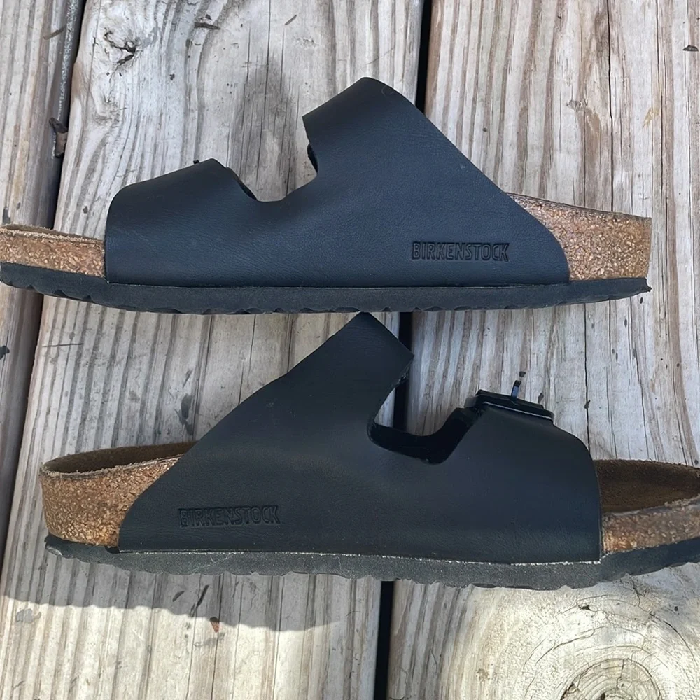 Birkenstock- Arizona Kids Birko-Flor Leather Sandals Size 31 (13-13.5)